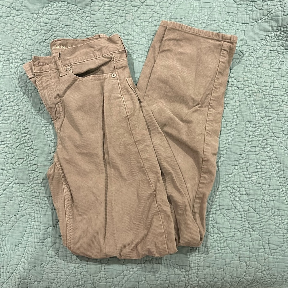 AMERICAN EAGLE corduroy pants
